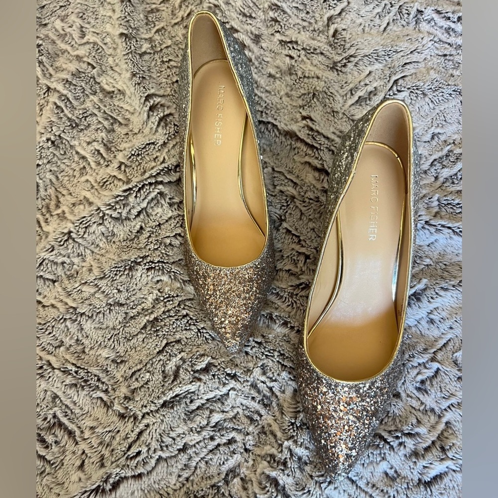 Gorgeous Brand-New Marc Fisher Gold/Silver Glam Heels